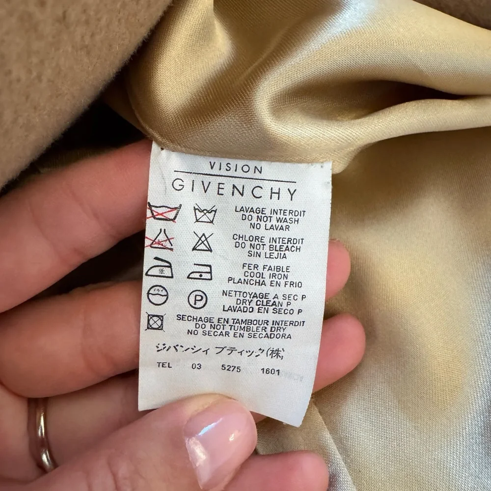 Vintage Givenchy Camel Coat, FR 36 - Picture 8 of 11